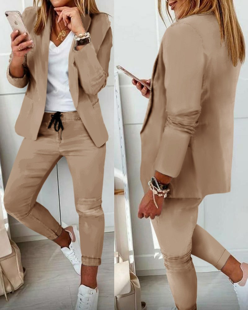Tailleur pantalon pour femme
