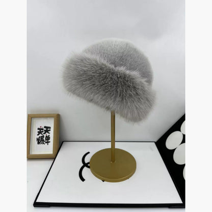 Bonnet Élégant En Fourrure