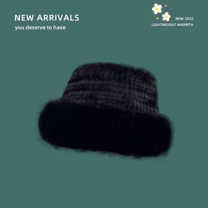 Bonnet Élégant En Fourrure