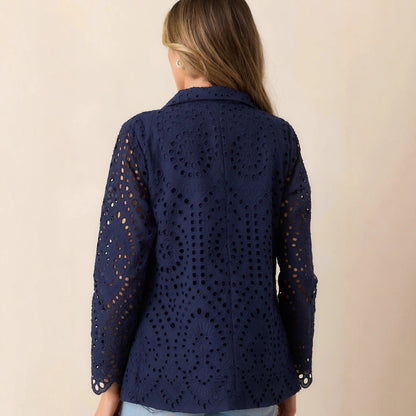 veste cintrée à fausses poches et découpes pour femme