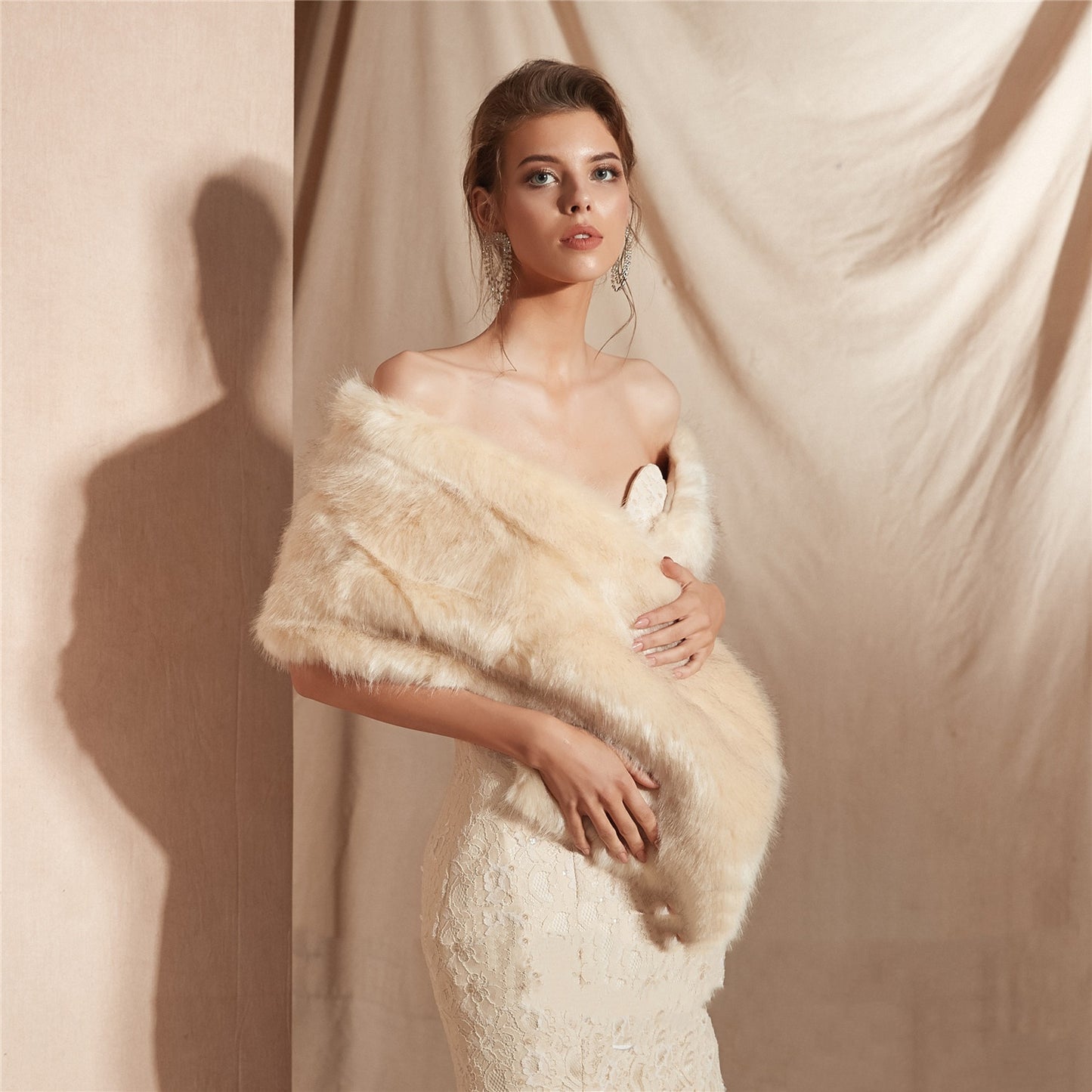 Châle de mariée en fausse fourrure de renard d'hiver