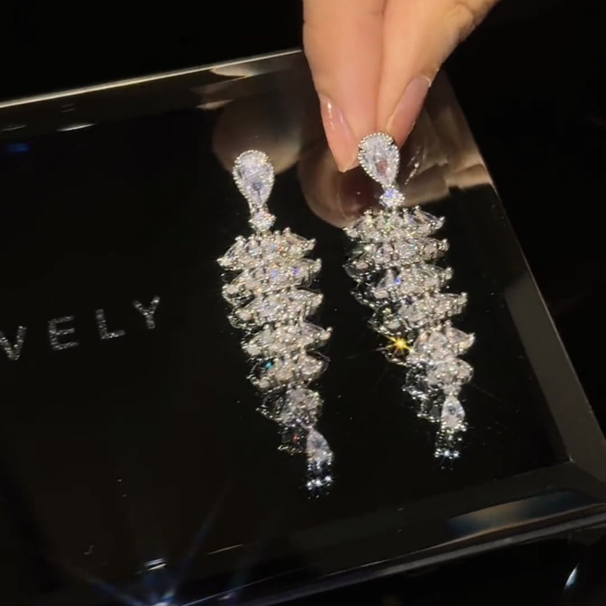 Pendantes Zircon Scintillant – Glamour & Luxe